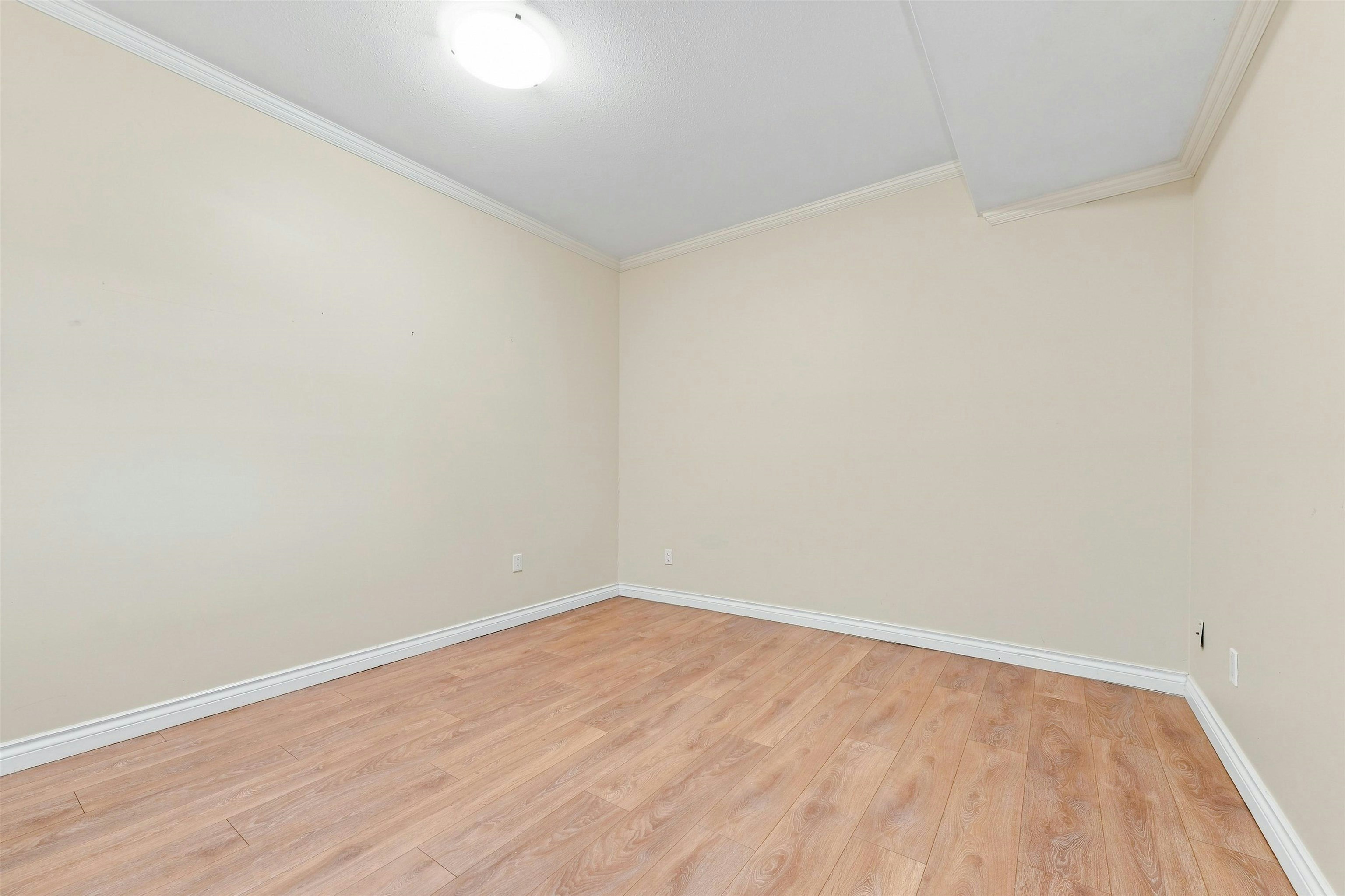 Lower-2426 Westhill Court, West Vancouver, BC, V7S 3A5 - 25