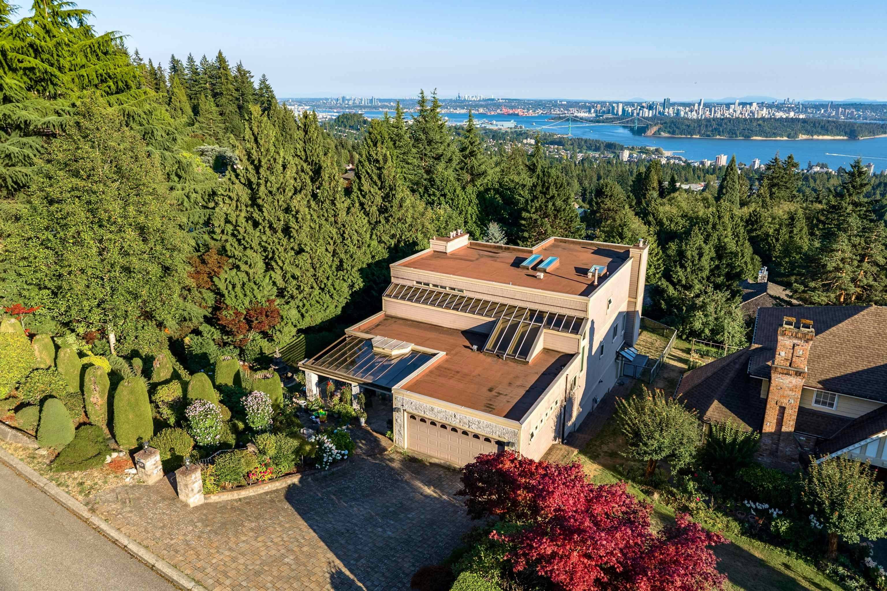 Lower-2426 Westhill Court, West Vancouver, BC, V7S 3A5 - 37