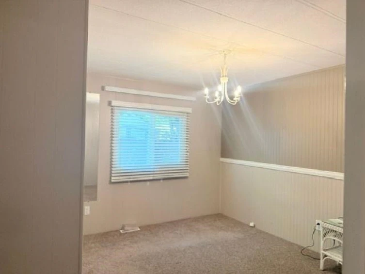 15851 Suffolk Road, Surrey, BC, V4A 5L3 - 9