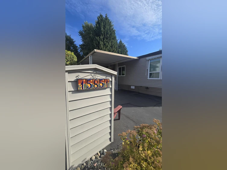 15851 Suffolk Road, Surrey, BC, V4A 5L3 - 3
