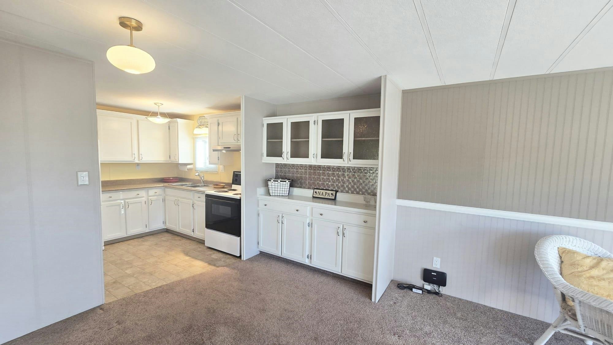 15851 Suffolk Road, Surrey, BC, V4A 5L3 - 6