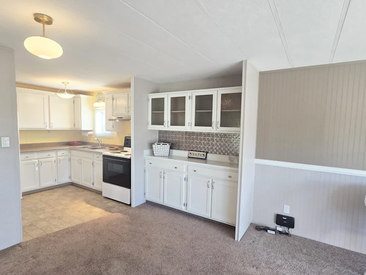 15851 Suffolk Road, Surrey, BC, V4A 5L3 - 6