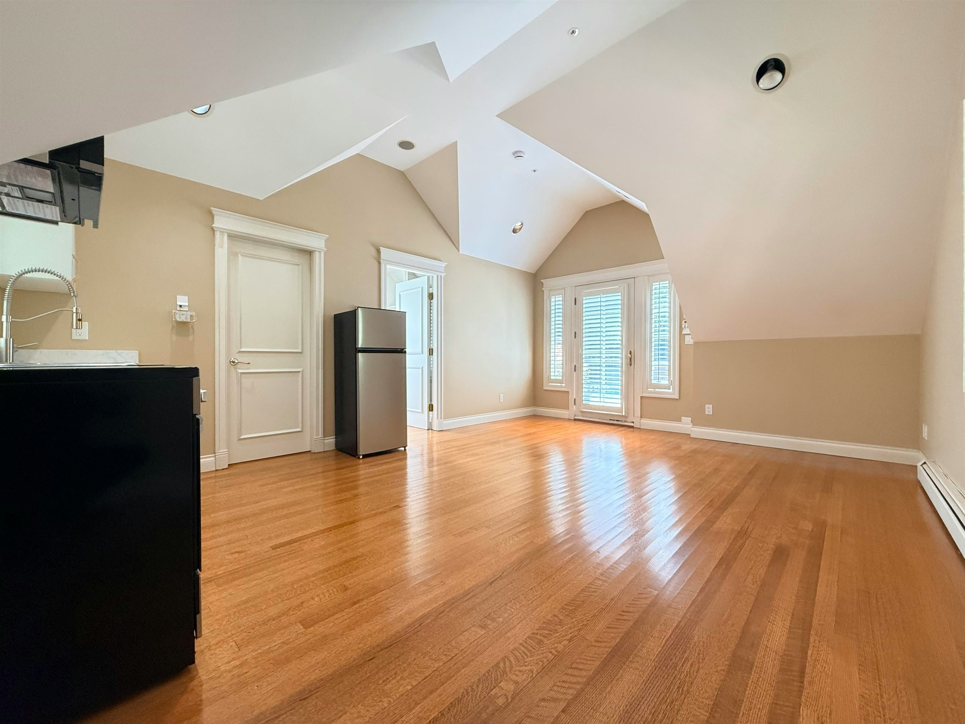 3-3637 Pine Crescent, Vancouver, BC, V6J 4K2 - 3