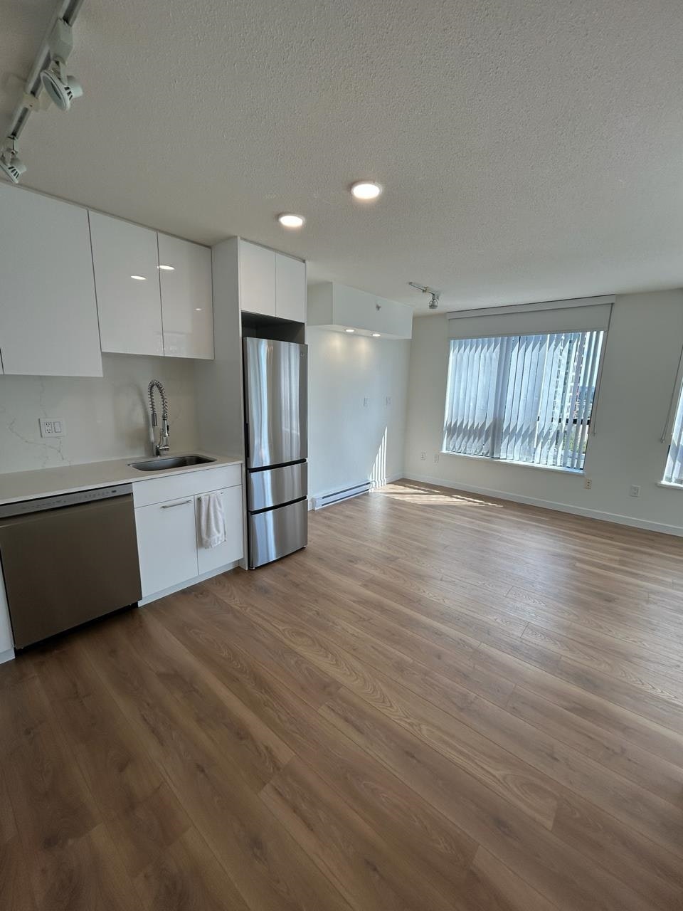 1002-2982 Burlington Drive, Coquitlam, BC, V3E 1R2 - 7