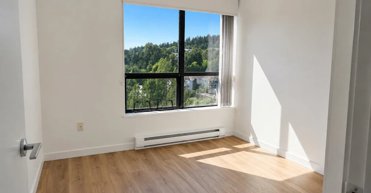 1002-2982 Burlington Drive, Coquitlam, BC, V3E 1R2 - 4