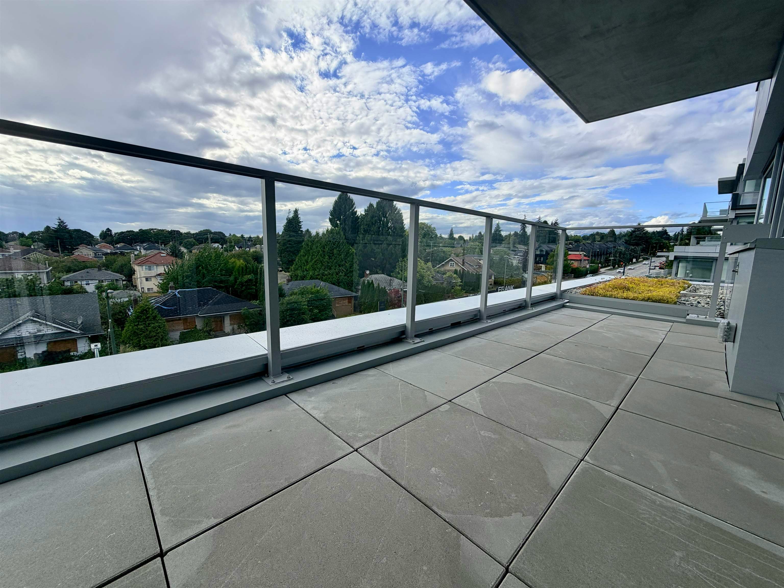 502-8120 Oak Street, Vancouver, BC, V6P 4A7 - 5