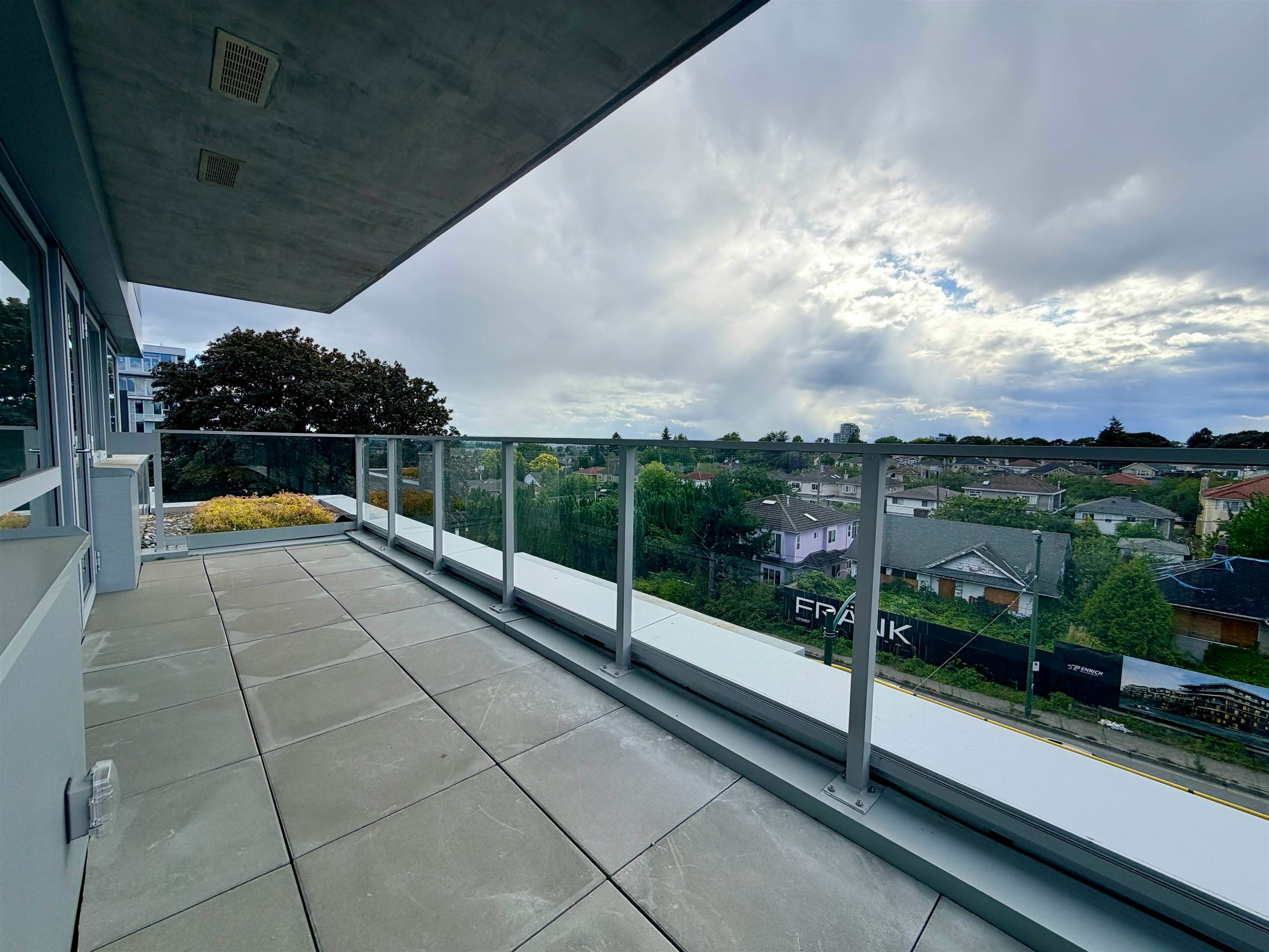 502-8120 Oak Street, Vancouver, BC, V6P 4A7 - 6