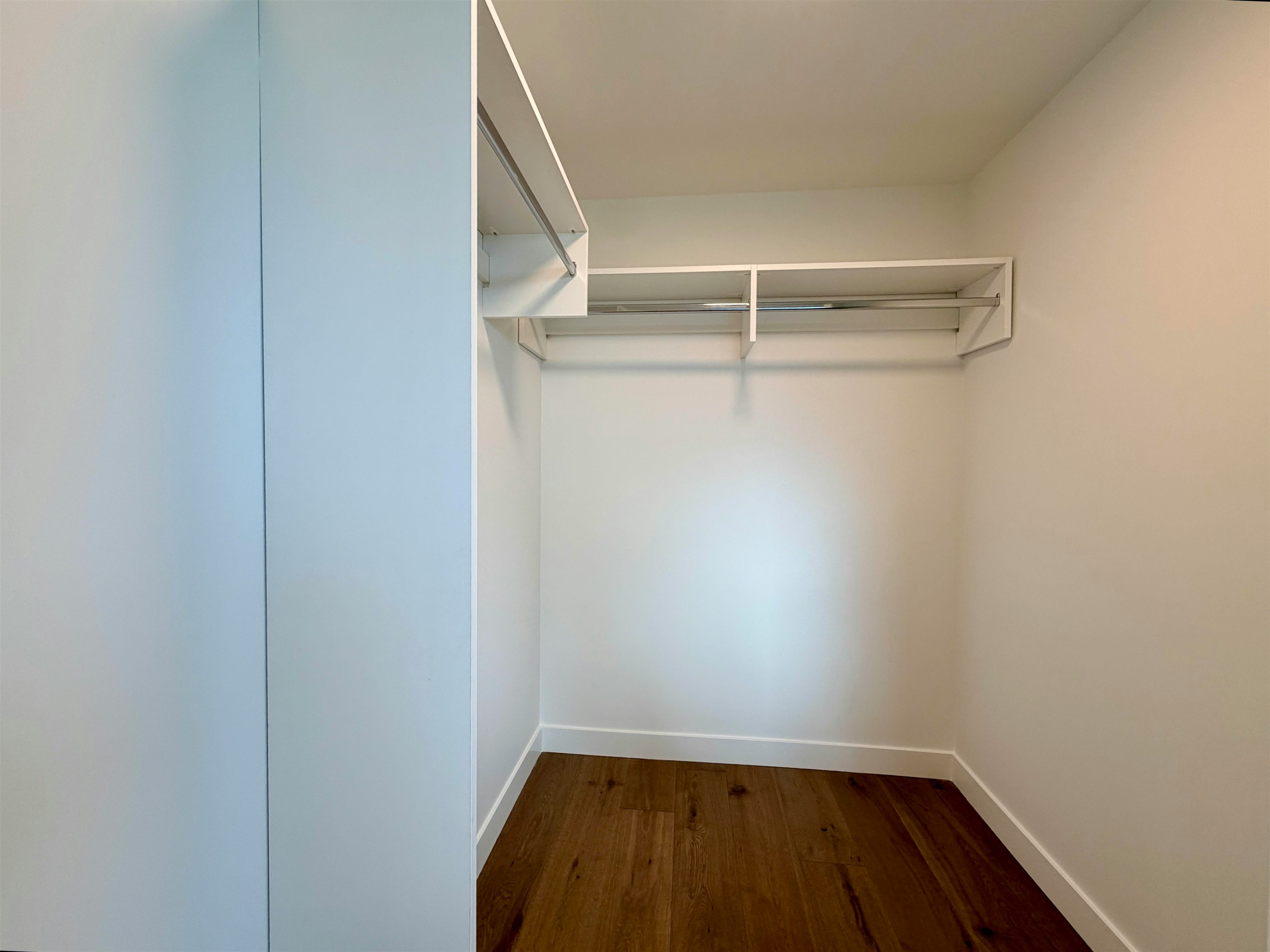 502-8120 Oak Street, Vancouver, BC, V6P 4A7 - 3