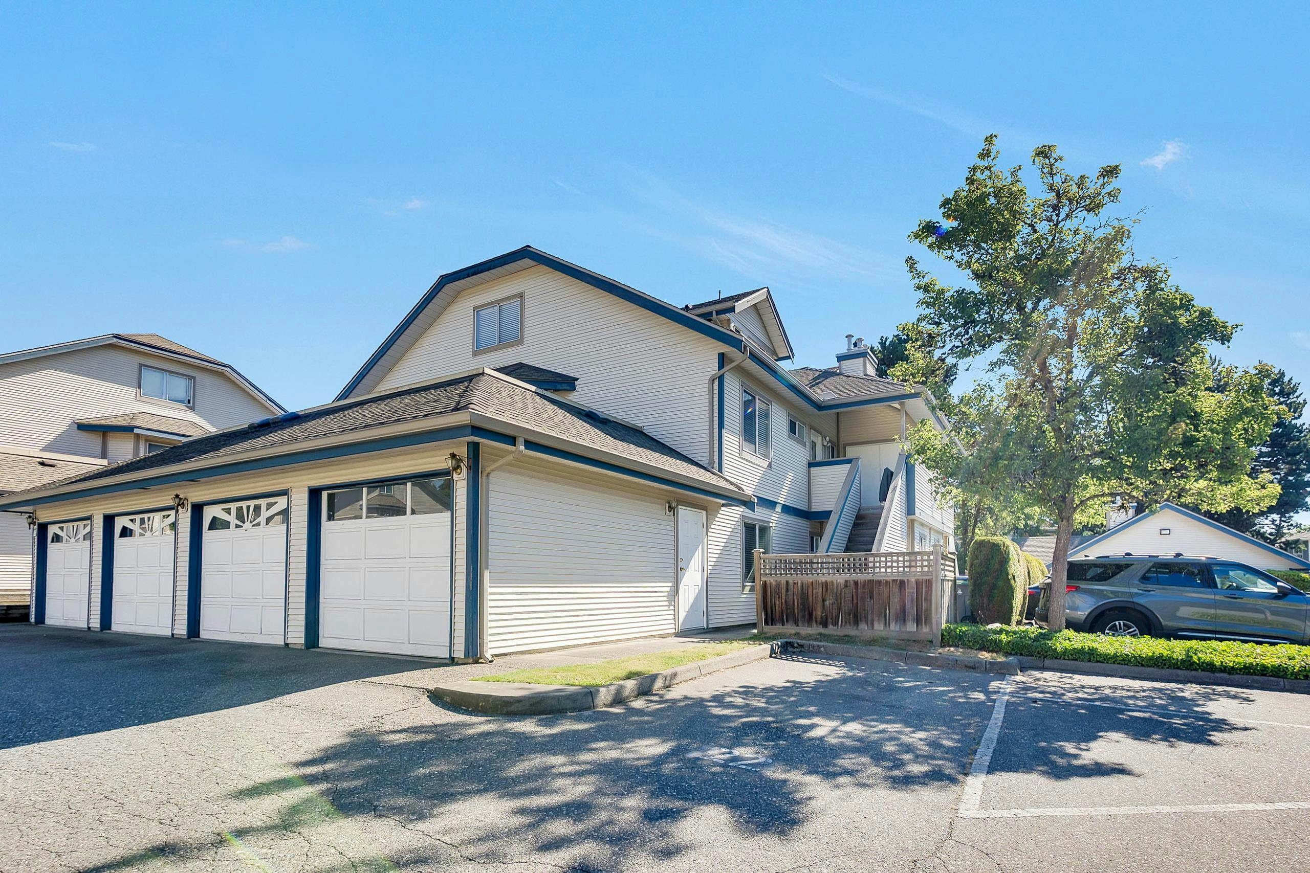 213-7837 120a St Street, Surrey, BC, V3W 0W9