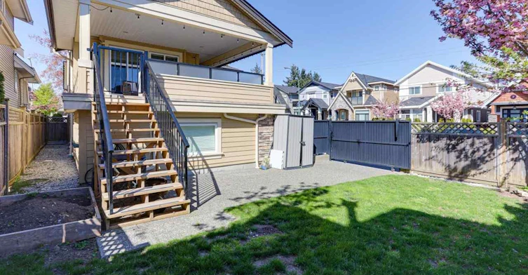 MAIN-15598 Goggs Avenue, Surrey, BC, V4B 2N6 - 23