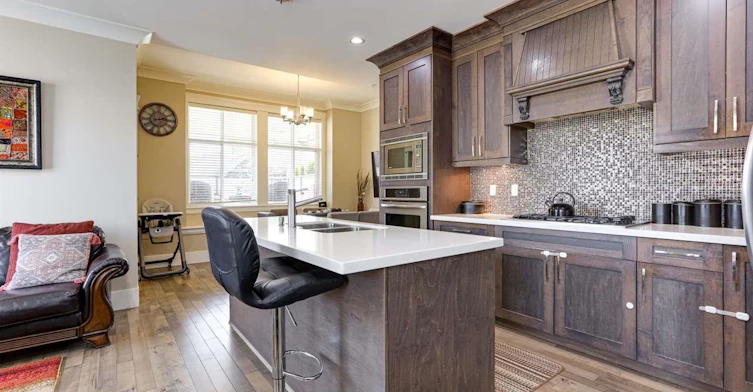 MAIN-15598 Goggs Avenue, Surrey, BC, V4B 2N6 - 4