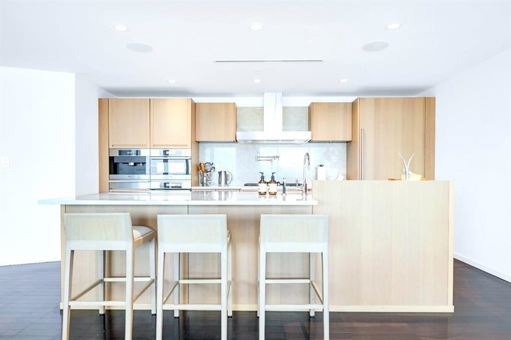 230X-1011 W Cordova Street, Vancouver, BC, V6C 0B2 - 3