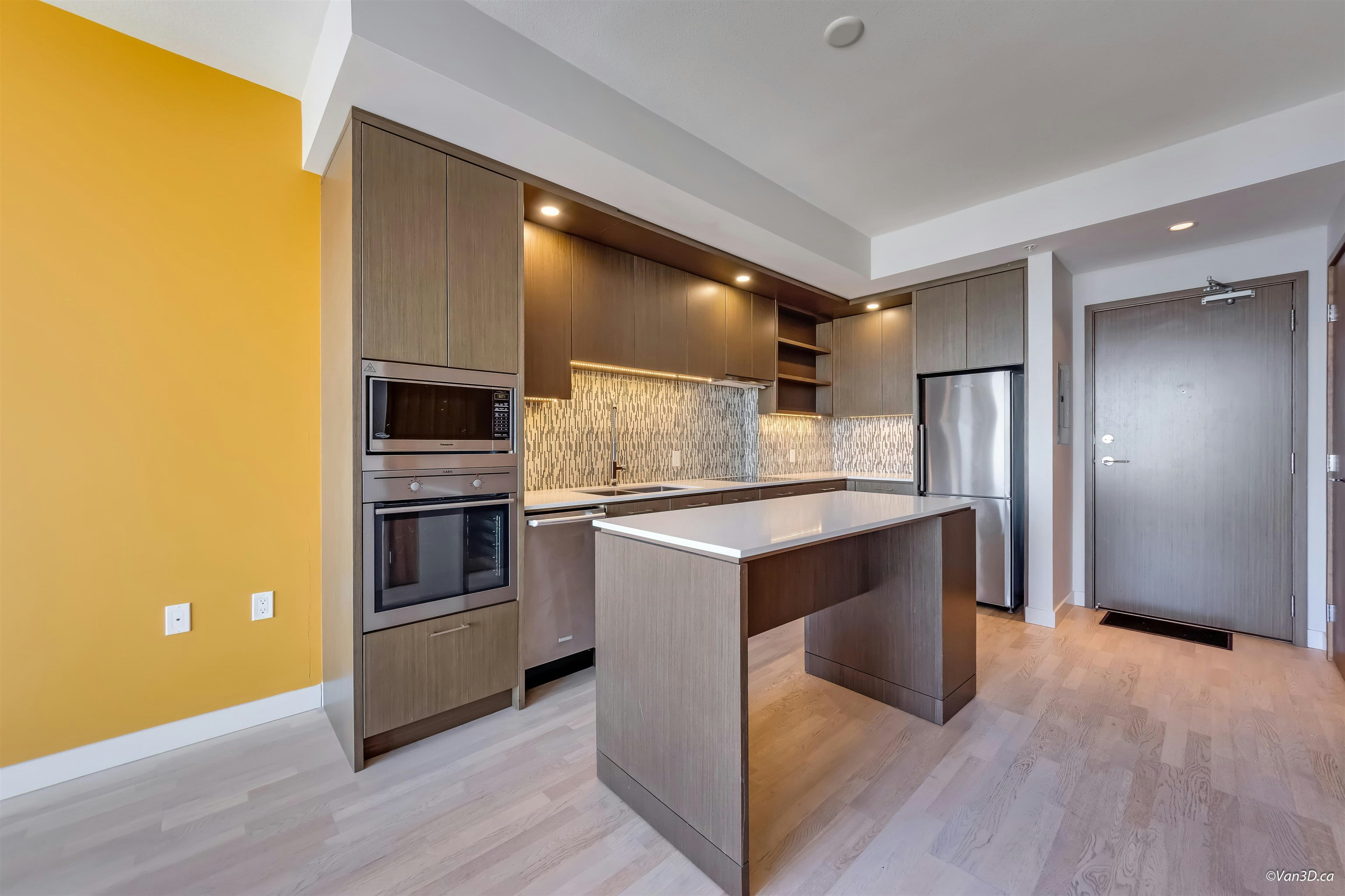 4102-13495 Central Avenue, Surrey, BC, V3T 0K2 - 6