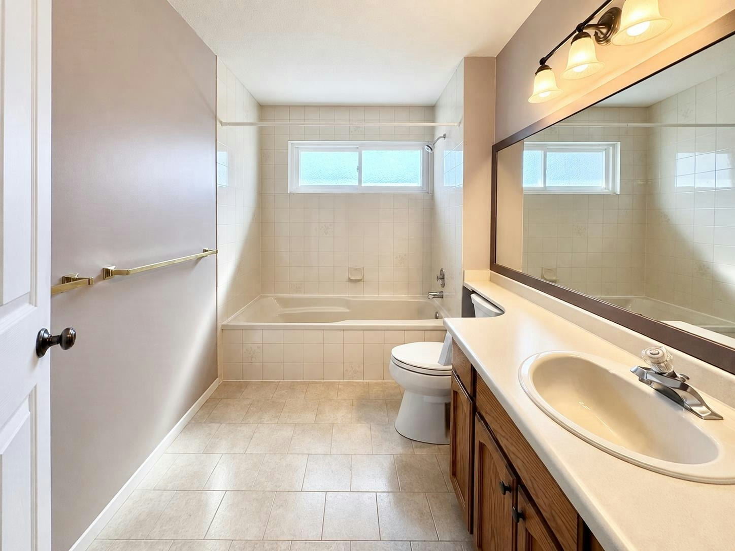 14XX 134a Street, Surrey, BC, V4A 9A5 - 10