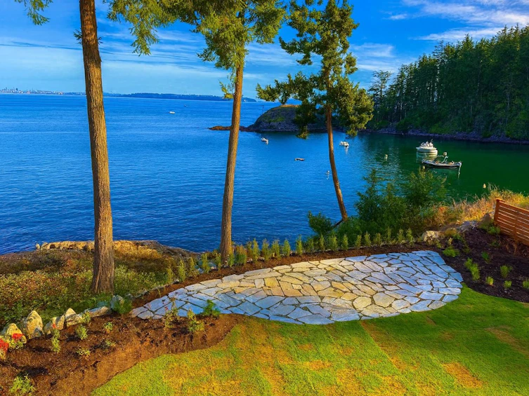 239 Shore Lane, Bowen Island, BC, V0N 1G2 - 2