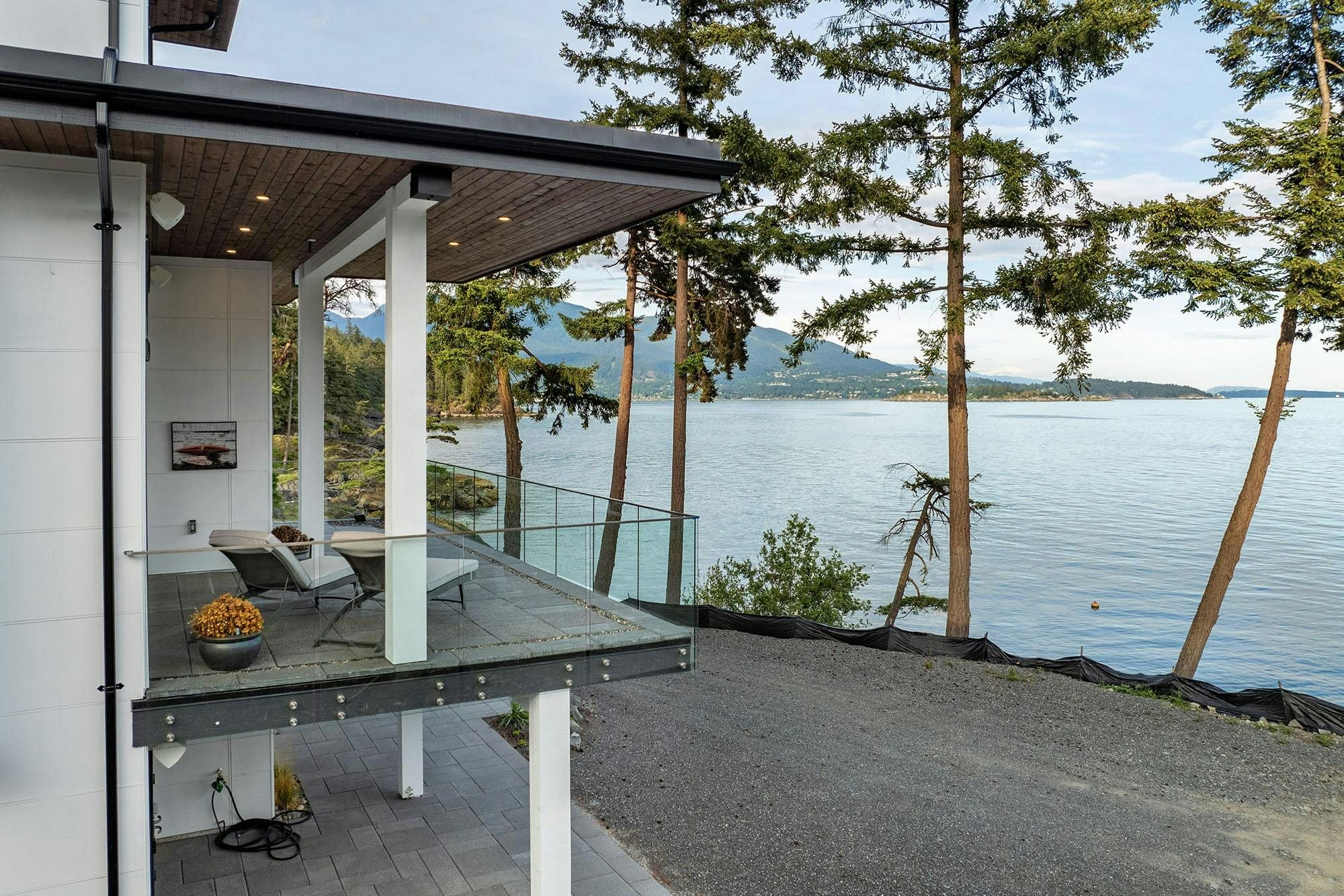 239 Shore Lane, Bowen Island, BC, V0N 1G2 - 15