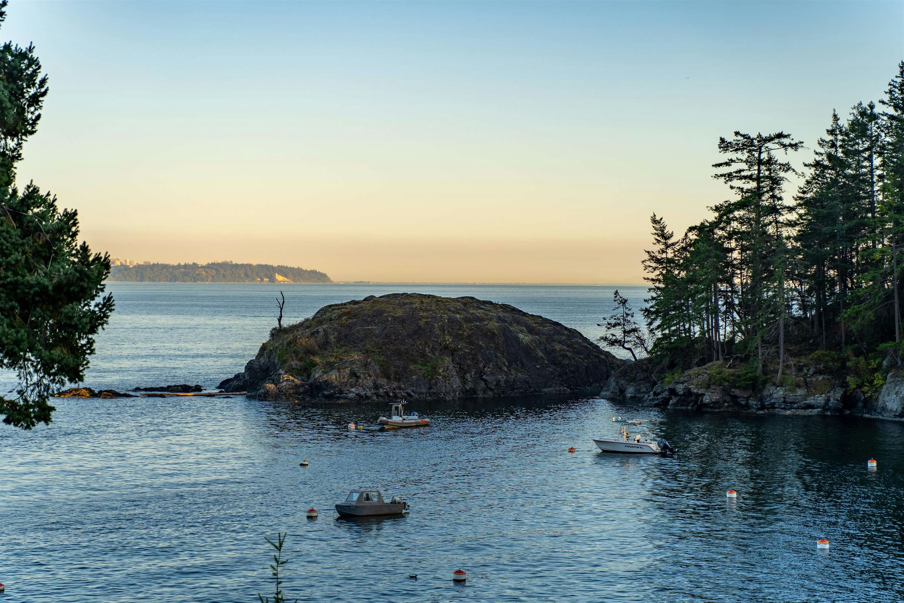 239 Shore Lane, Bowen Island, BC, V0N 1G2 - 34
