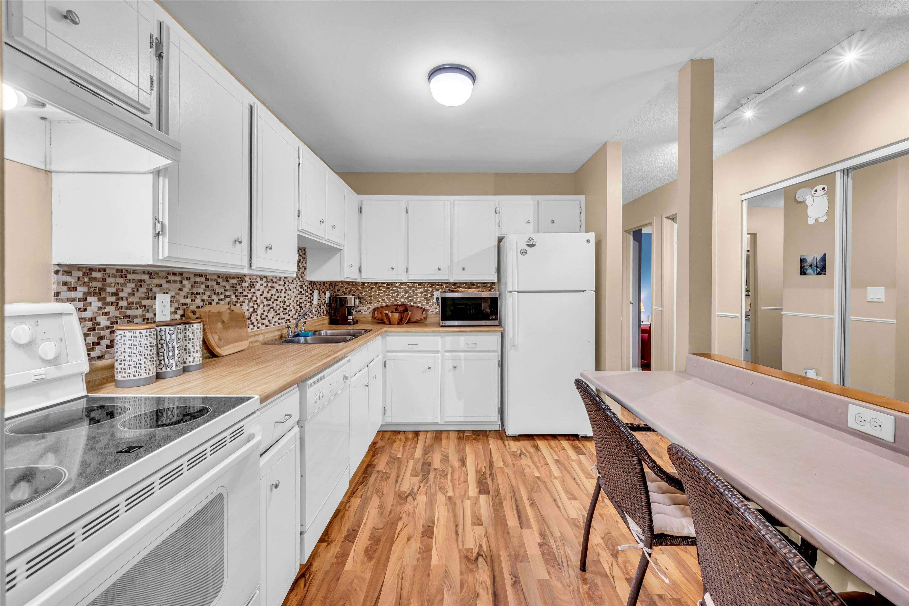 226-12170 222 Street, Maple Ridge, BC, V2X 8H1 - 12