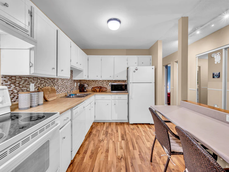 226-12170 222 Street, Maple Ridge, BC, V2X 8H1 - 12