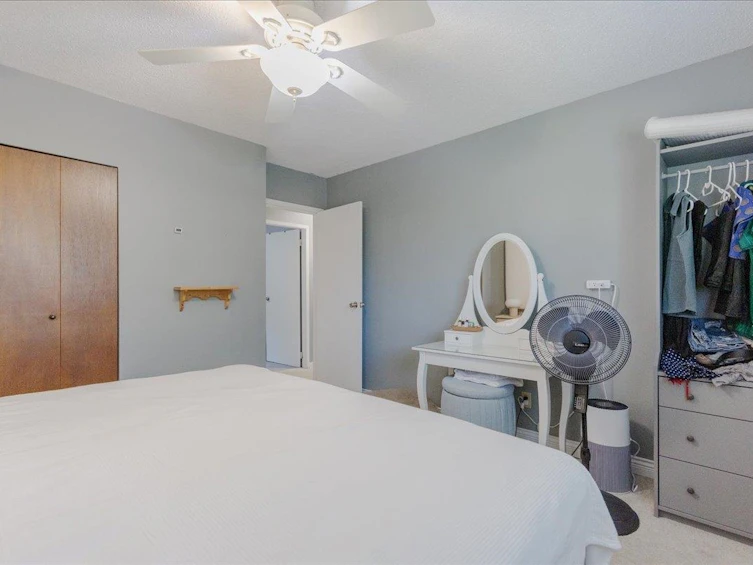21784 Donovan Avenue, Maple Ridge, BC, V2X 3A7 - 21