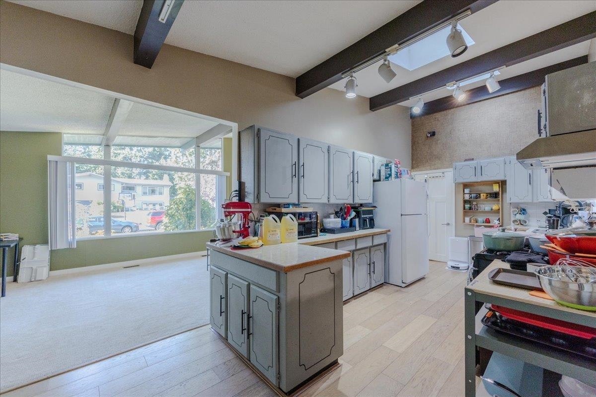 21784 Donovan Avenue, Maple Ridge, BC, V2X 3A7 - 14