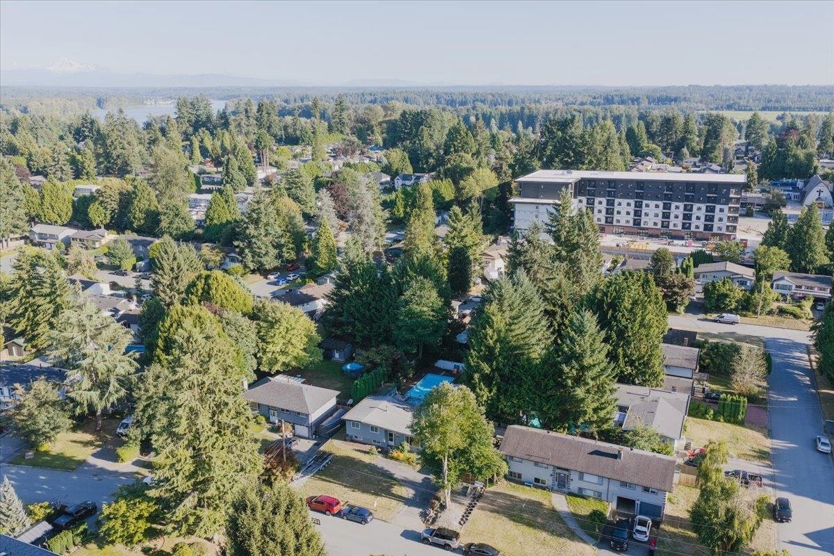 21784 Donovan Avenue, Maple Ridge, BC, V2X 3A7 - 38
