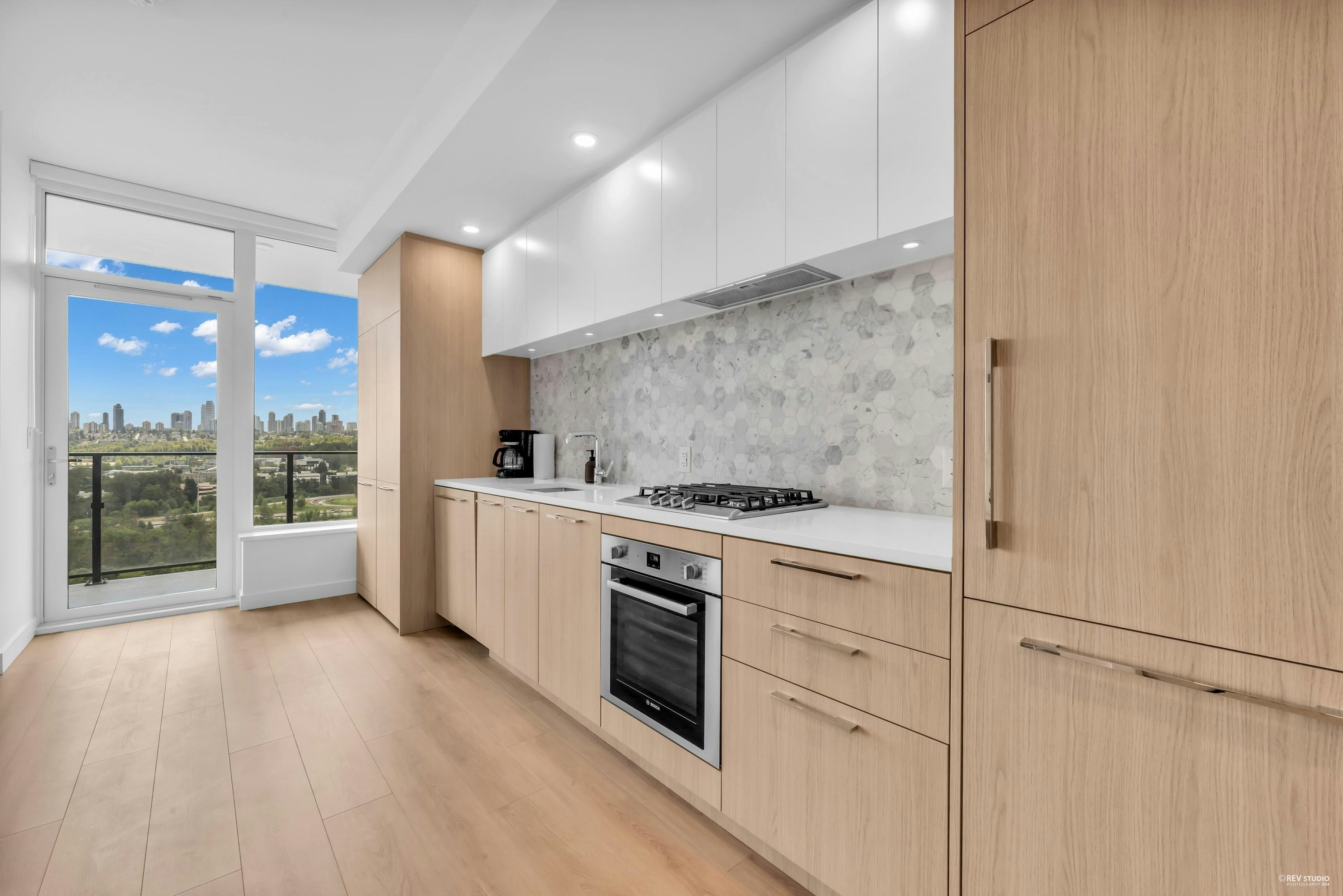 1803-2425 Alpha Avenue - 3