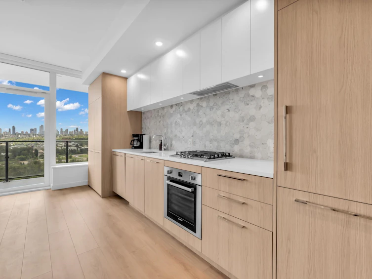 1803-2425 Alpha Avenue, Burnaby, BC, V5C 0N6 - 3