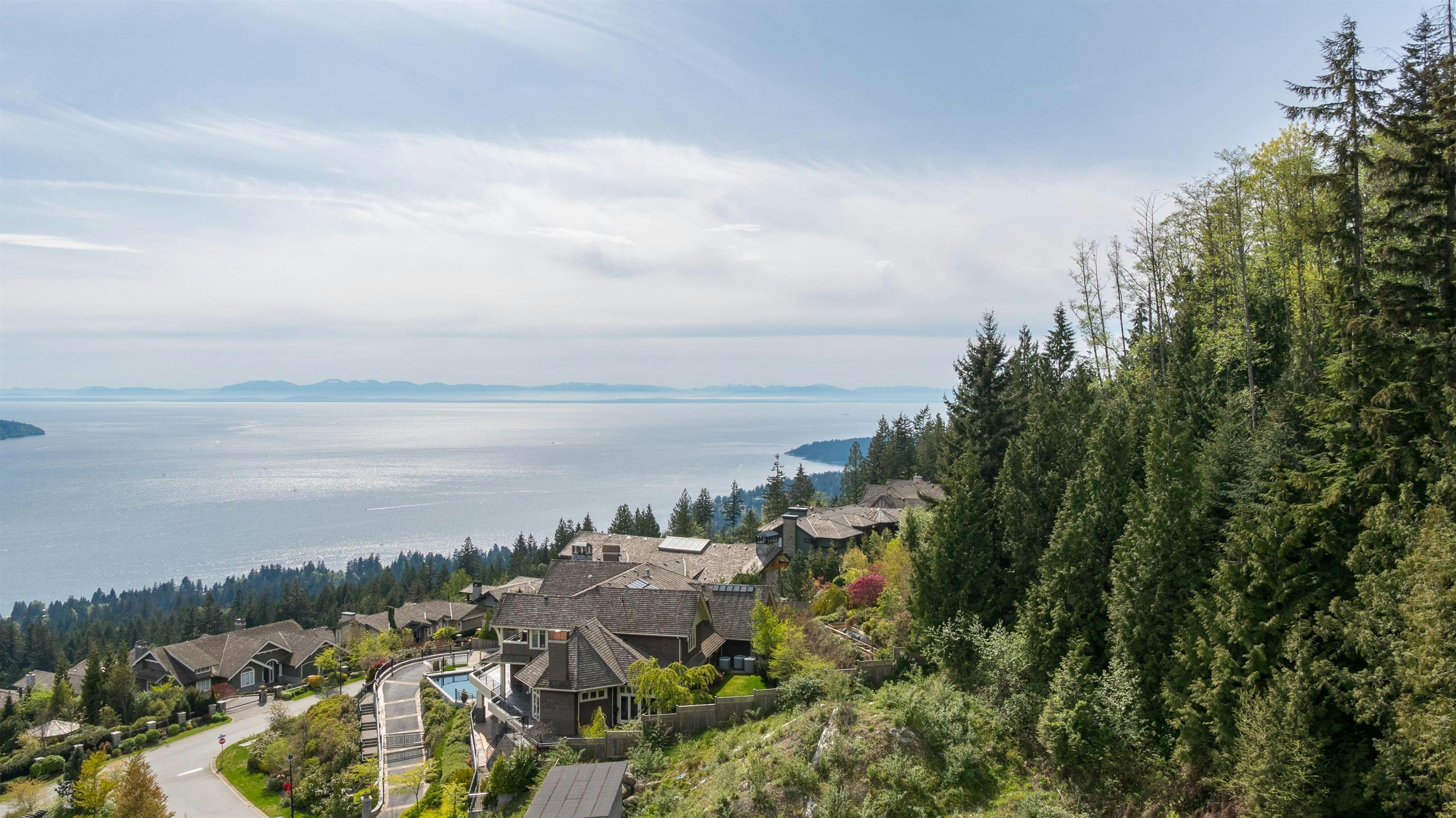 2345 Kadlec Court, West Vancouver, BC, V7S 3K3 - 26