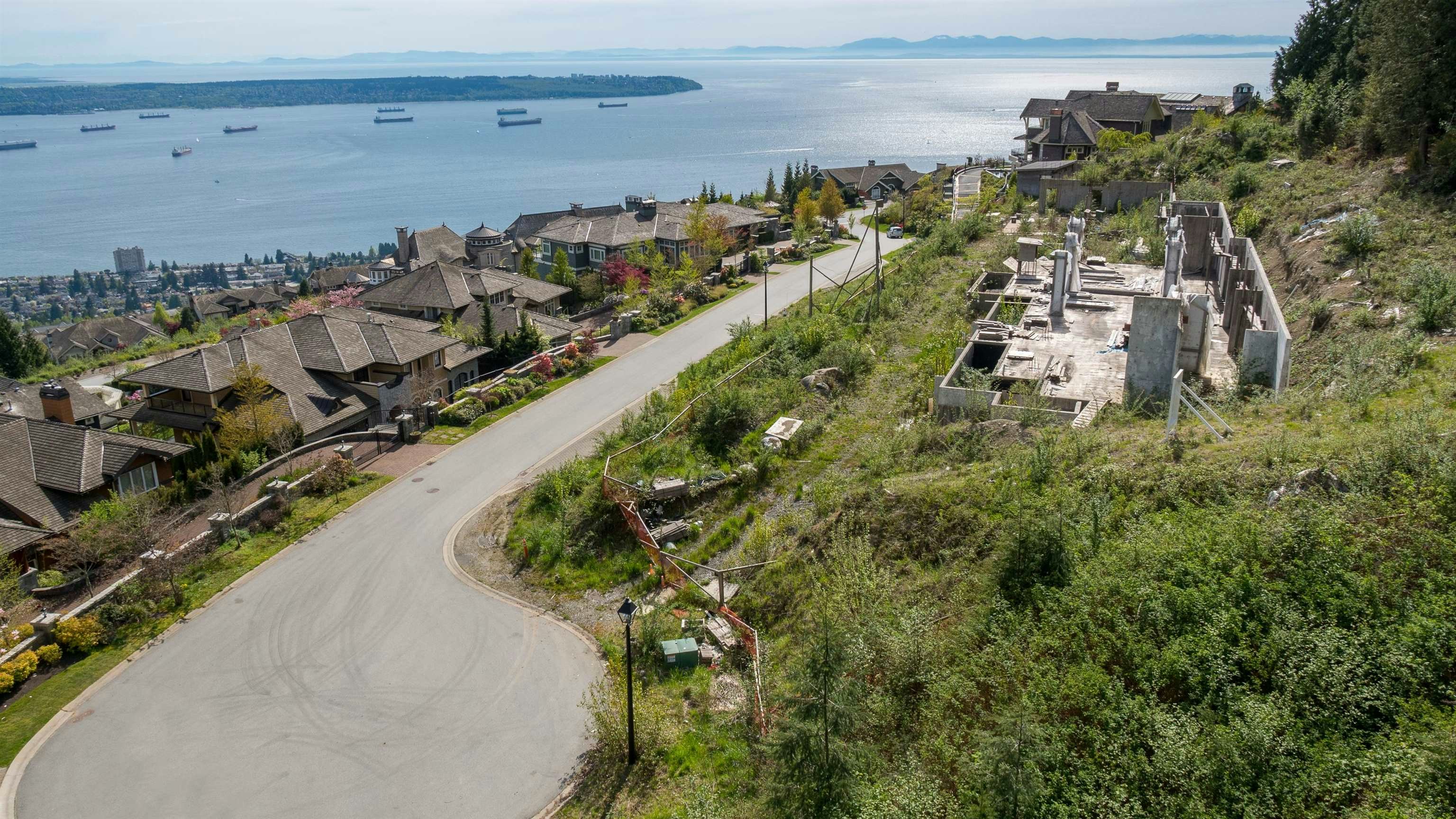 2345 Kadlec Court, West Vancouver, BC, V7S 3K3 - 29