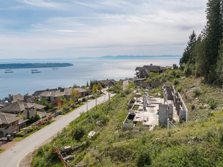 2345 Kadlec Court, West Vancouver, BC, V7S 3K3 - 28