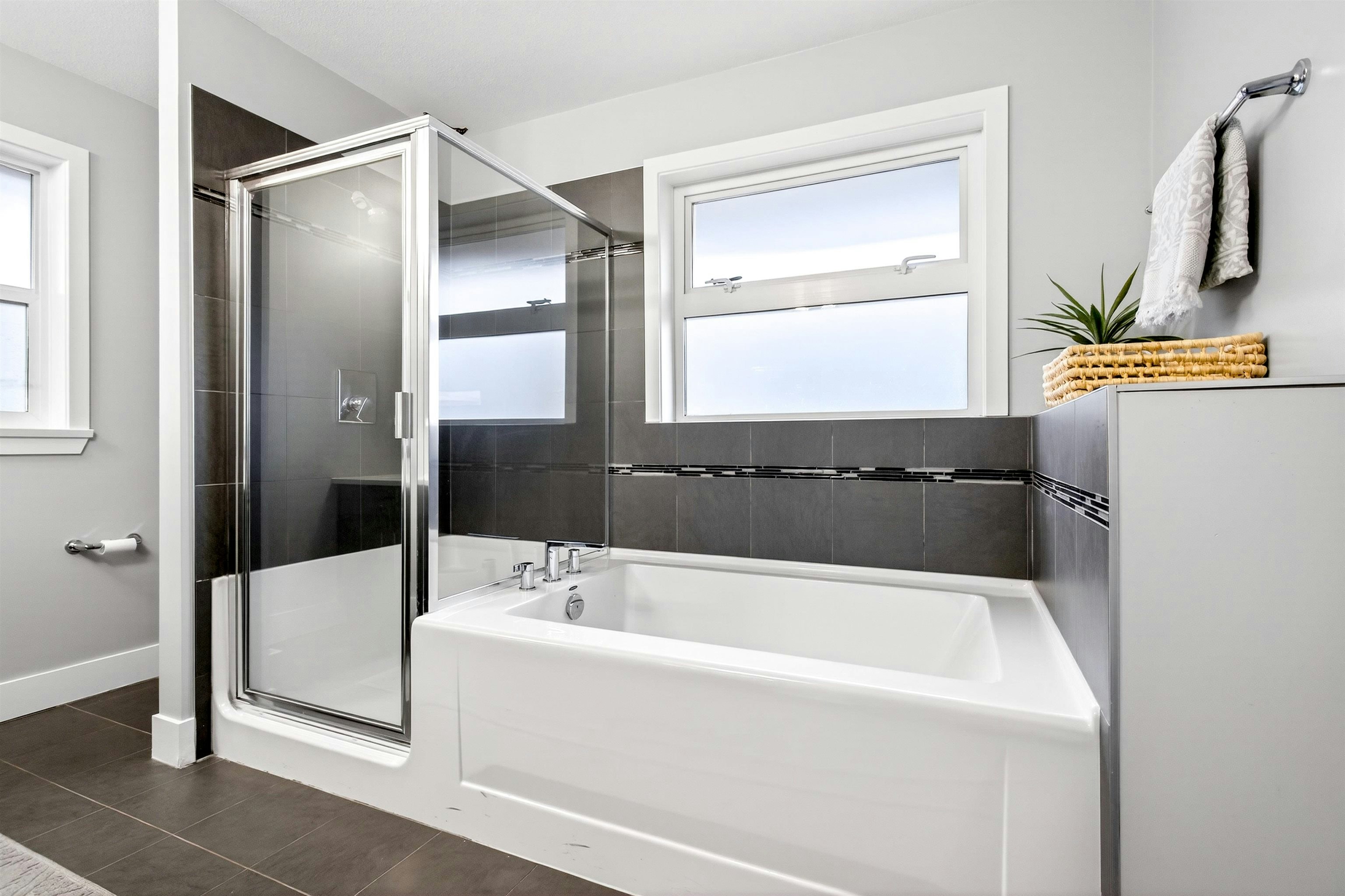 16088 28b Avenue, Surrey, BC, V3Z 3Y6 - 31