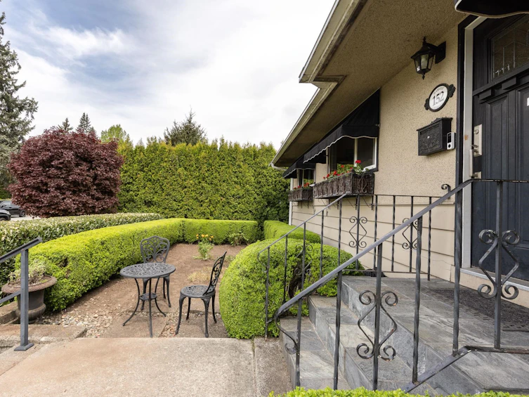 152 Harvey Street, New Westminster, BC, V3L 4G2 - 3