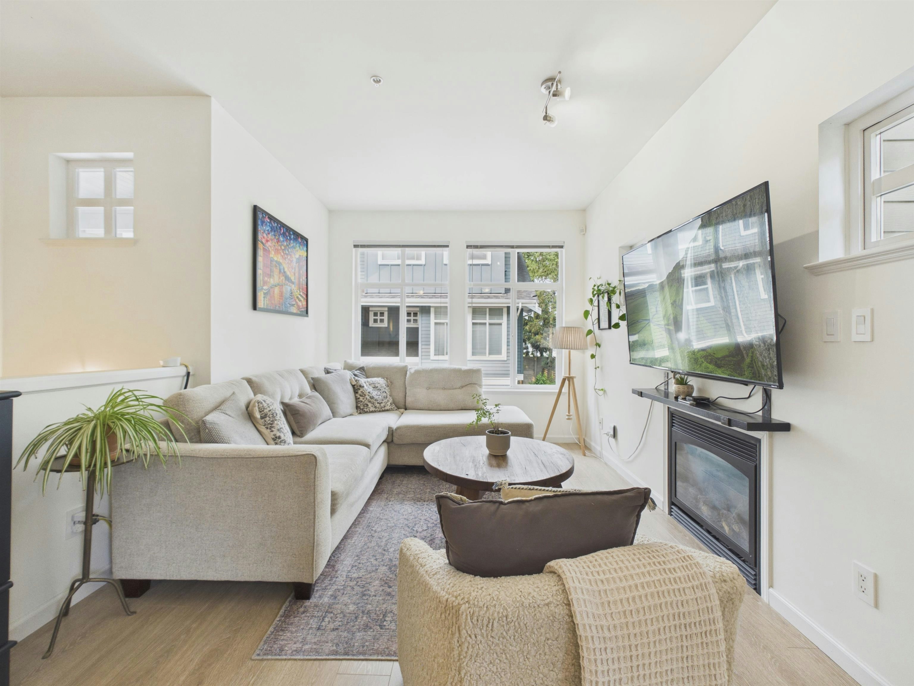 57-935 Ewen Avenue, New Westminster, BC, V3M 0A1