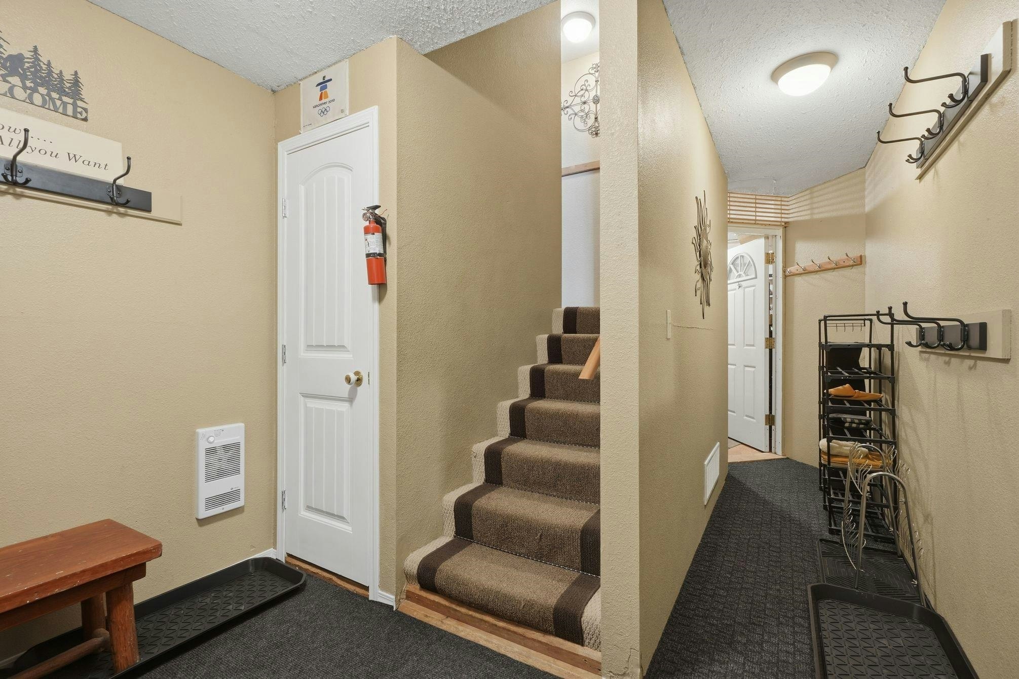 1-20944 Snowflake Crescent - 4