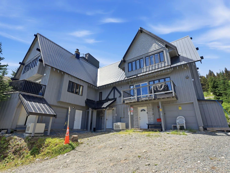 1-20944 Snowflake Crescent, Mission, BC, V0M 1A1 - 2