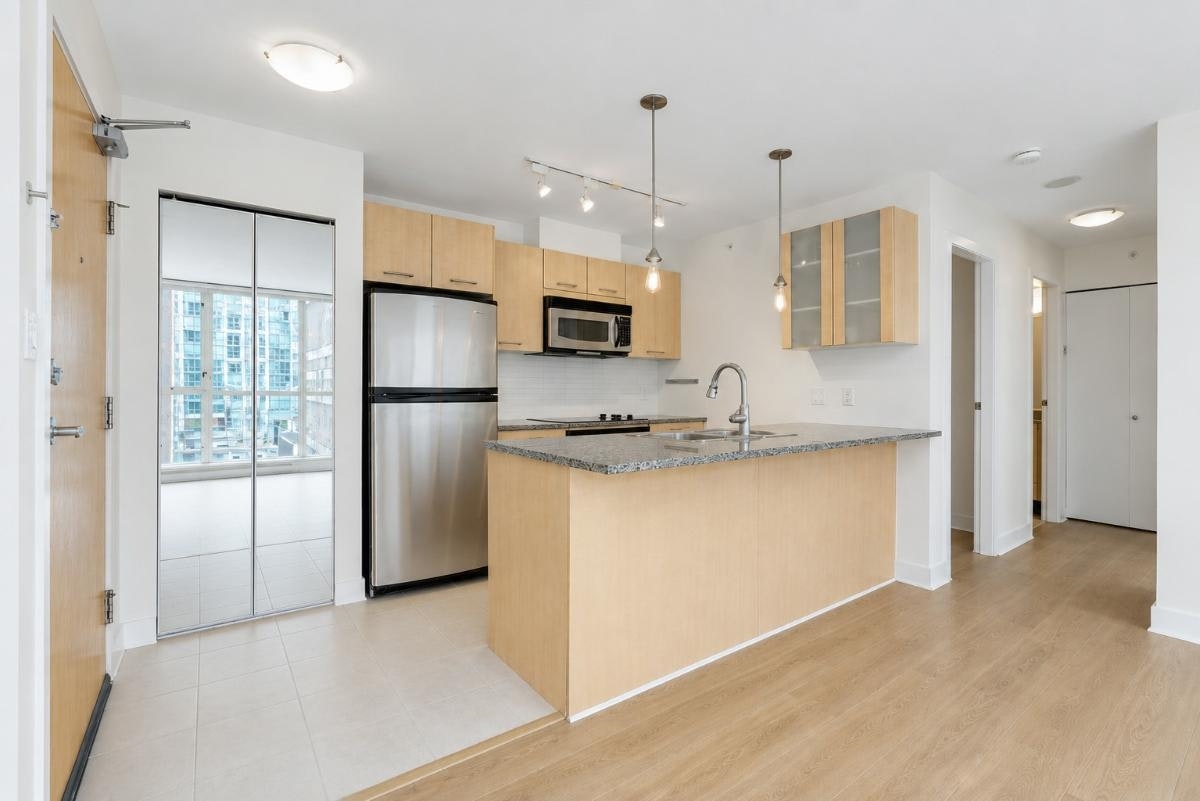 601-1199 Seymour Street, Vancouver, BC, V6B 1K3 - 9