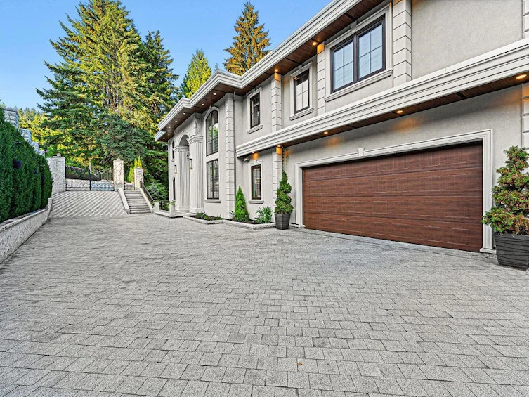 558 Glenross Road, West Vancouver, BC, V7S 1L5 - 4