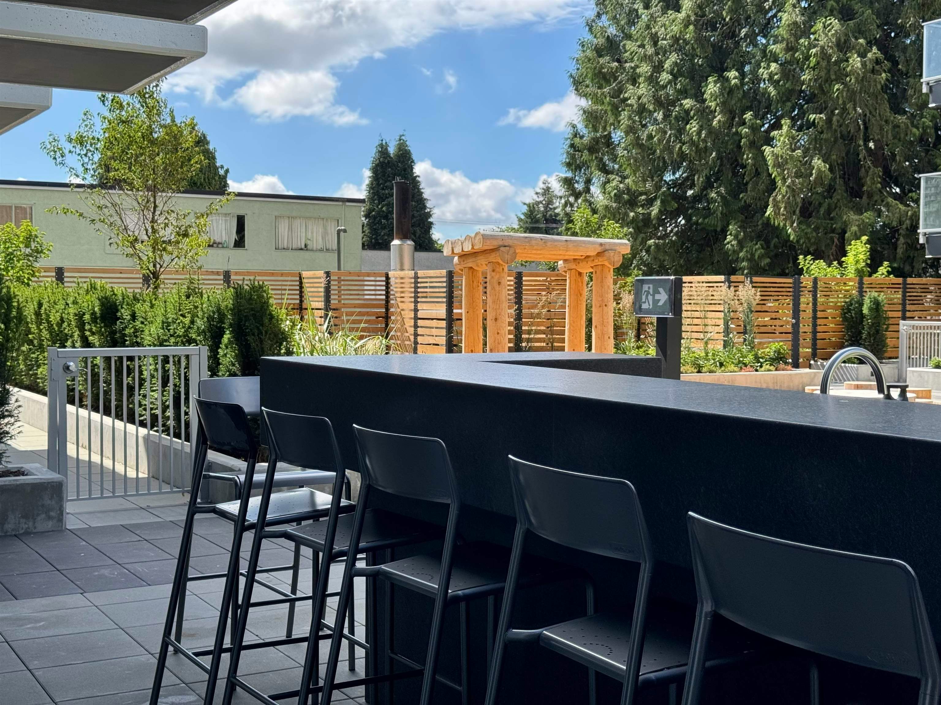 4**-6608 Sussex Avenue, Burnaby, BC, V5H 0M3 - 33