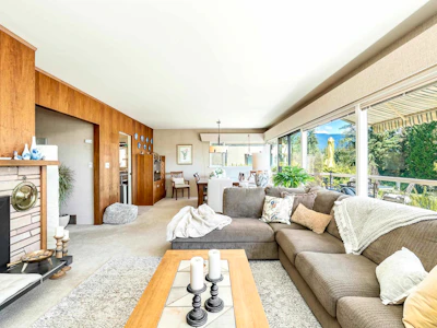 792 Anderson Crescent - 5