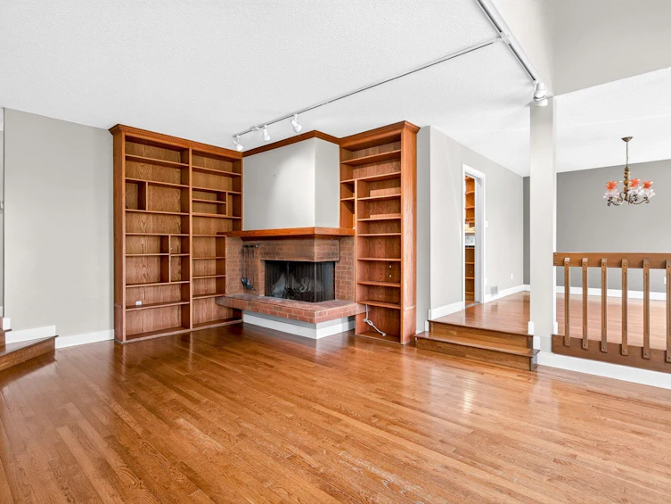 5600 Grousewoods Place, North Vancouver, BC, V7R 4T4 - 4