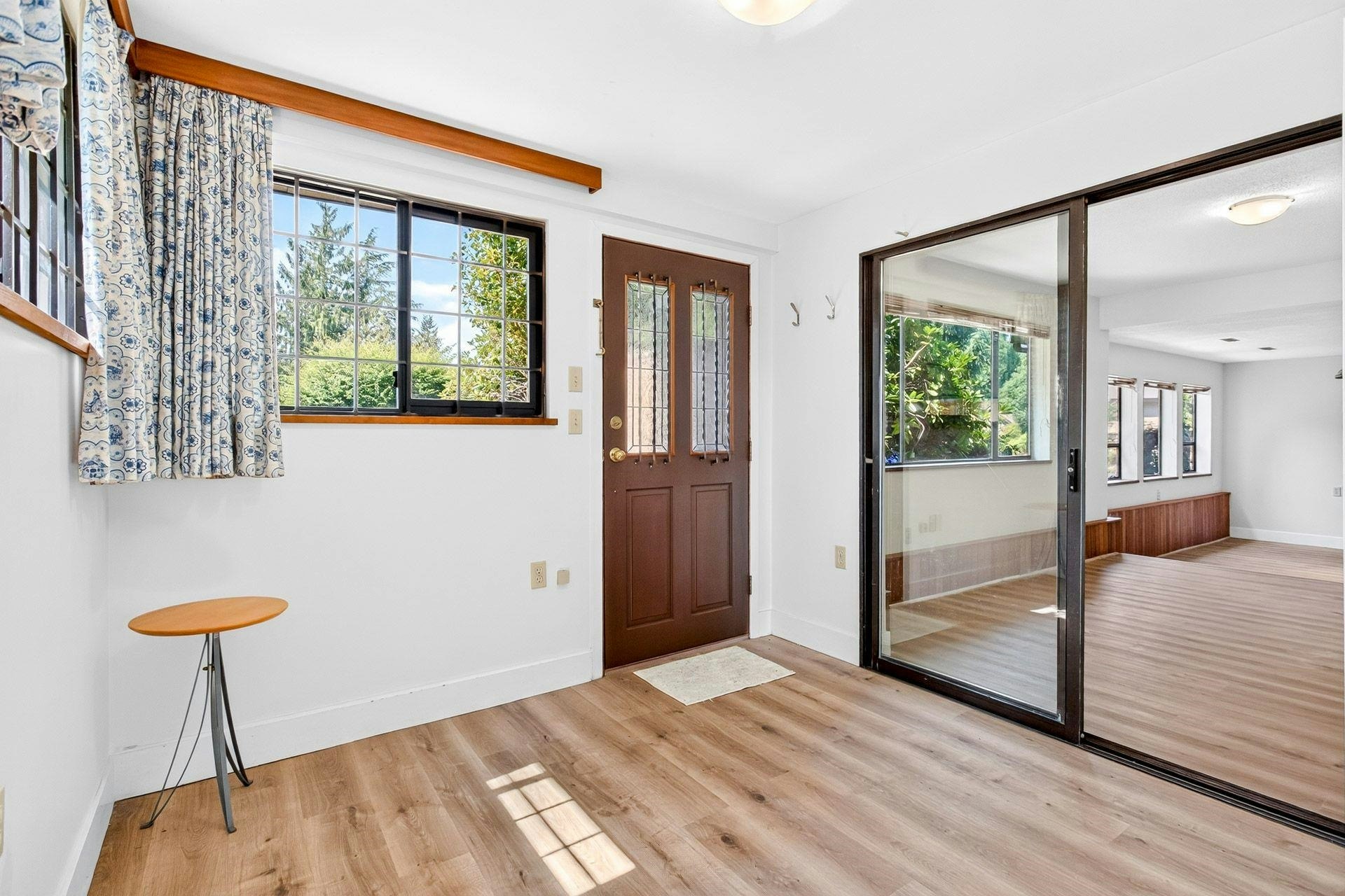 5600 Grousewoods Place, North Vancouver, BC, V7R 4T4 - 26