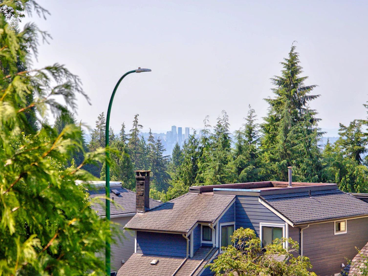 5600 Grousewoods Place, North Vancouver, BC, V7R 4T4 - 34
