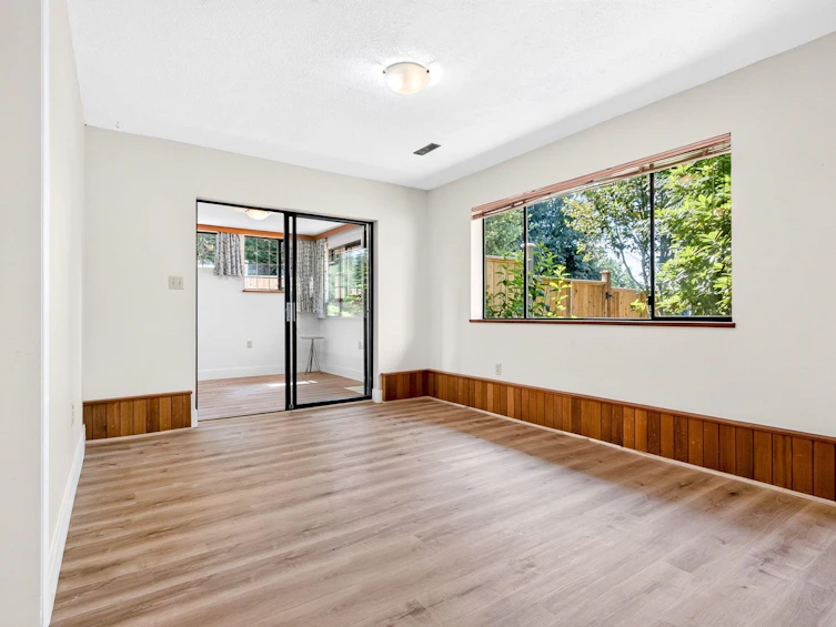5600 Grousewoods Place, North Vancouver, BC, V7R 4T4 - 25