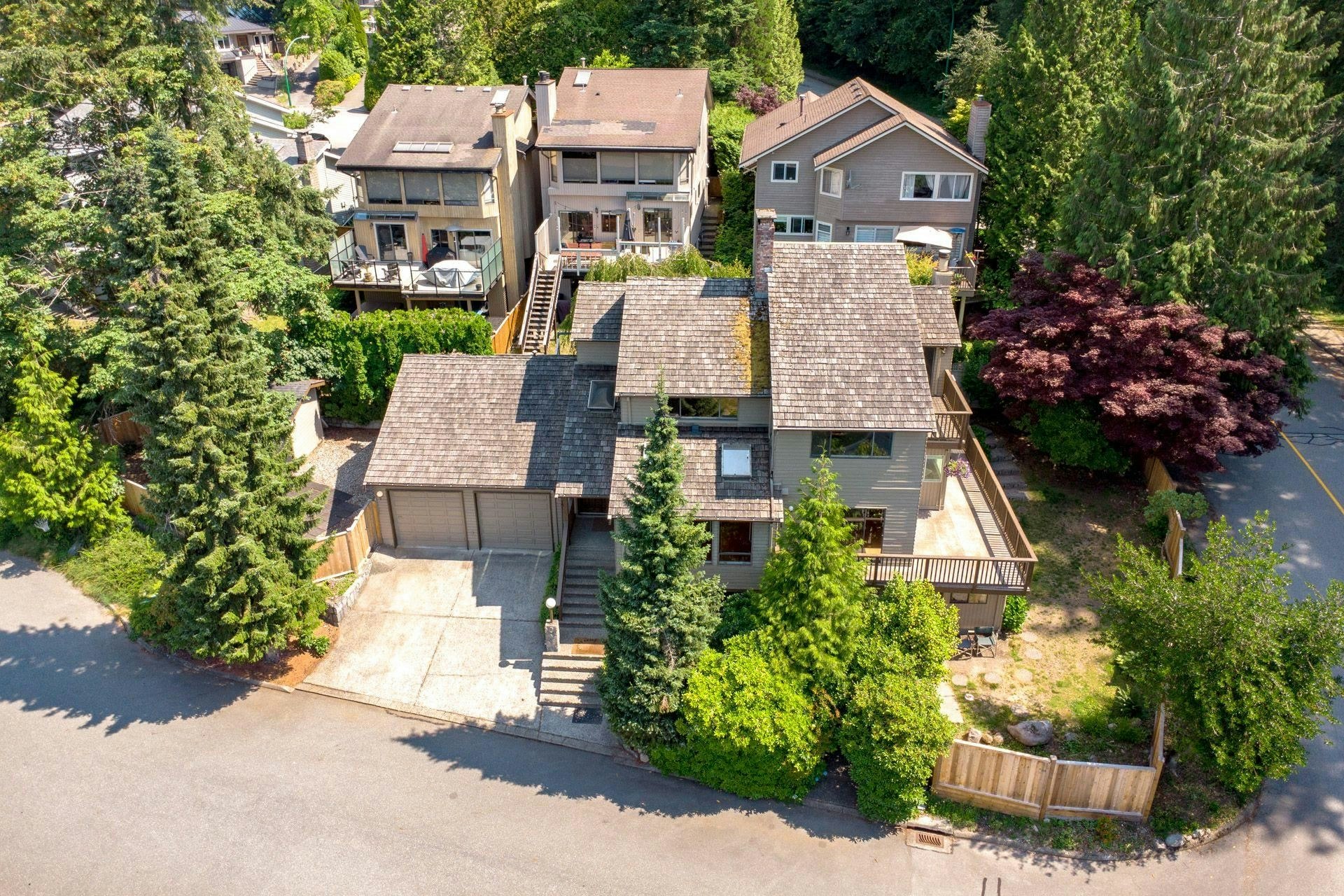 5600 Grousewoods Place, North Vancouver, BC, V7R 4T4 - 36