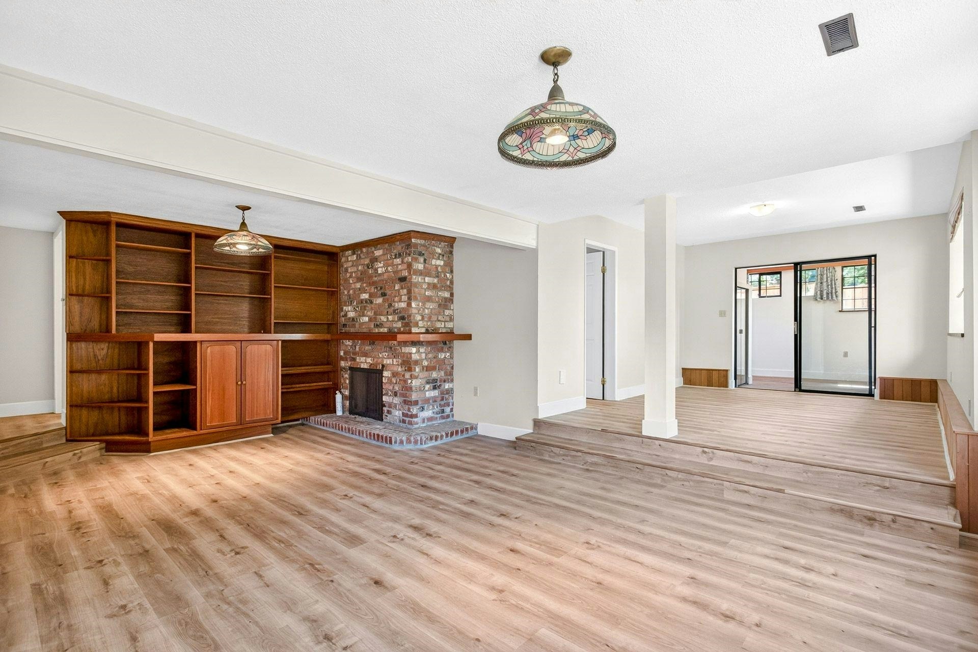 5600 Grousewoods Place, North Vancouver, BC, V7R 4T4 - 24