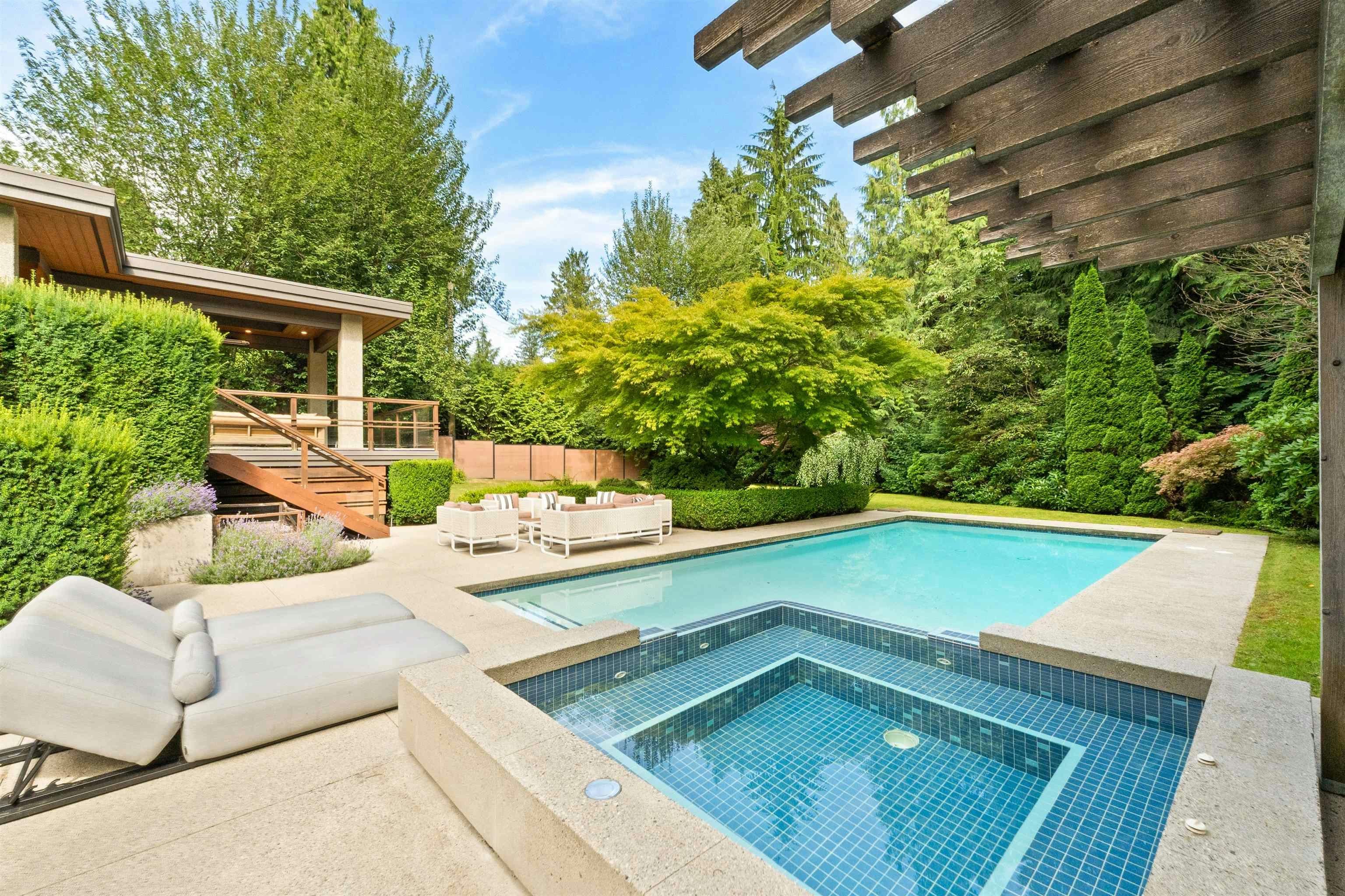 510 Eastcot Road - 4