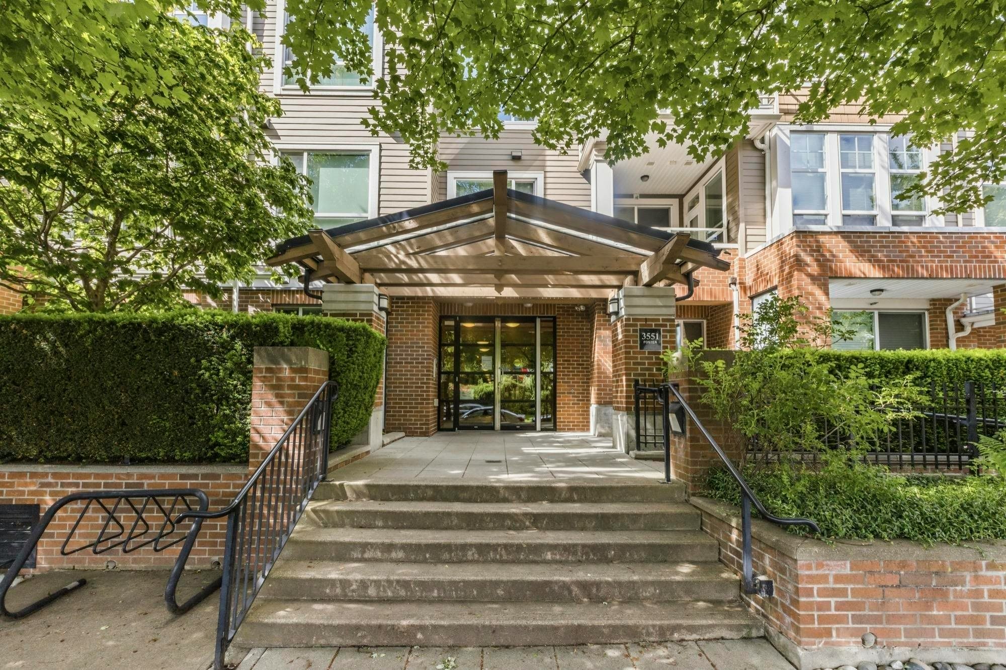 408-3551 Foster Avenue, Vancouver, BC, V5R 0A1