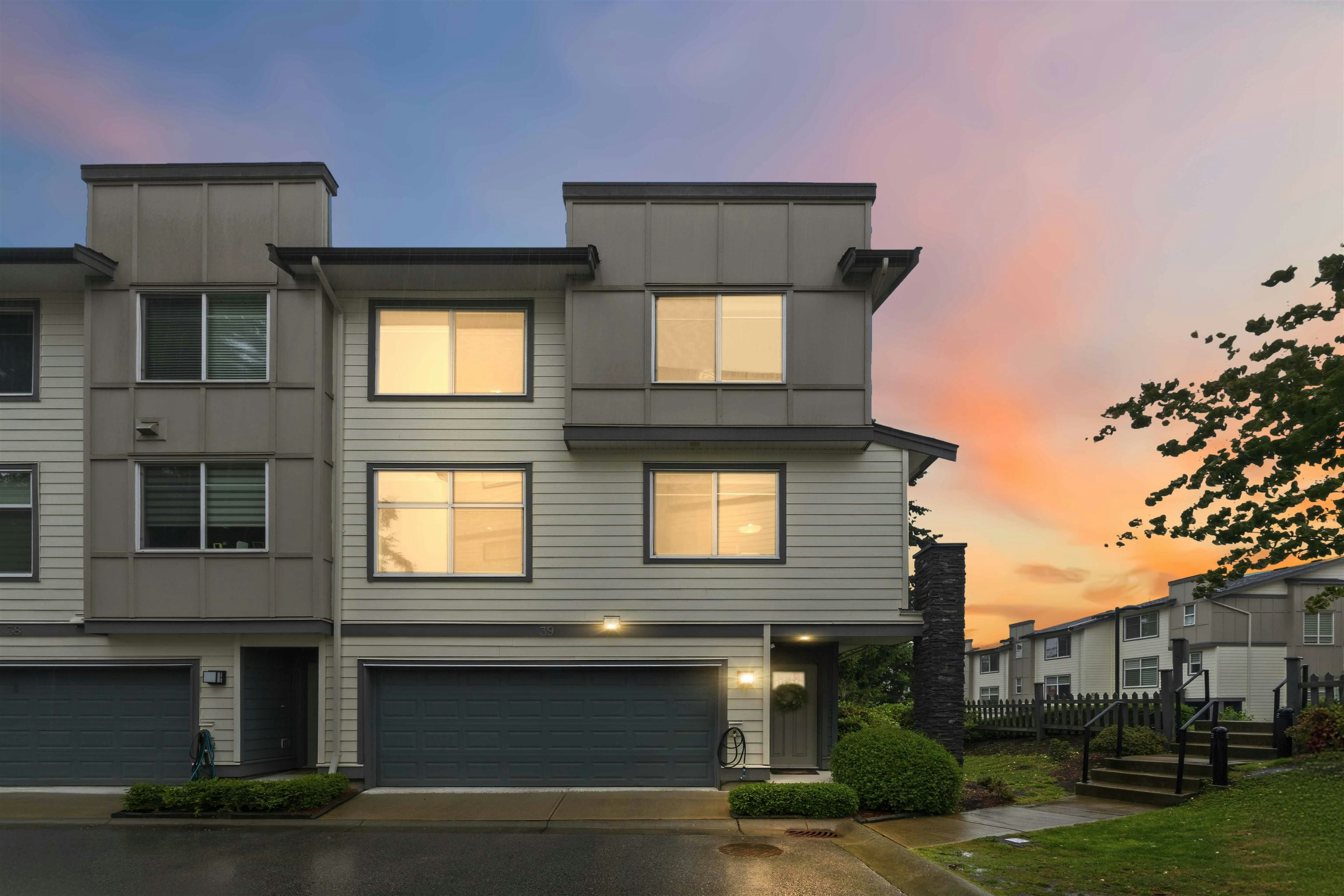 39-15633 Mountain View Drive, Surrey, BC, V3Z 0W8