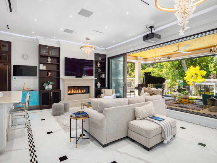 8483 Wiltshire Street, Vancouver, BC, V6P 5H6 - 9